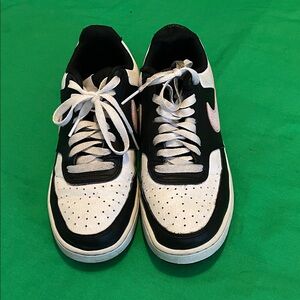 Nike  Black and White Sneakers